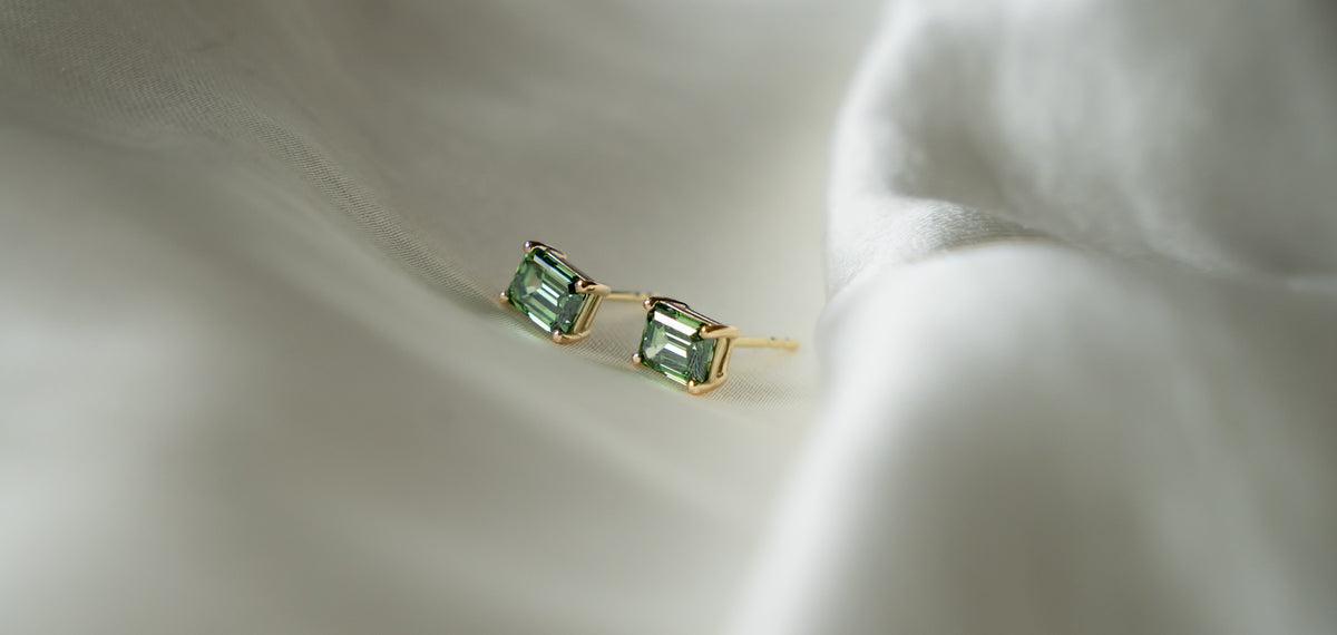 Diamond Earstuds | Lab-Grown Colored Diamonds